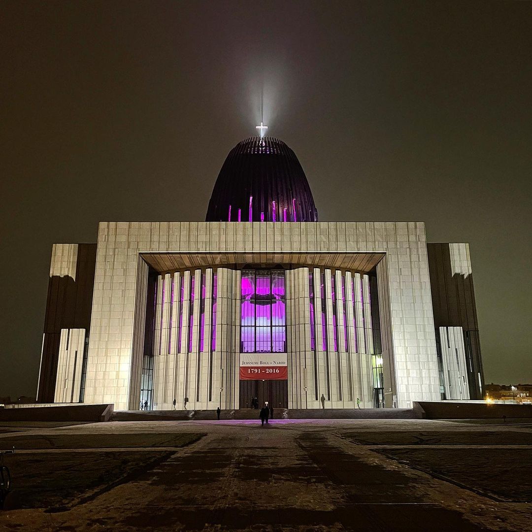 Храм Świątynia Opatrzności Bożej в Варшаве Вилянув