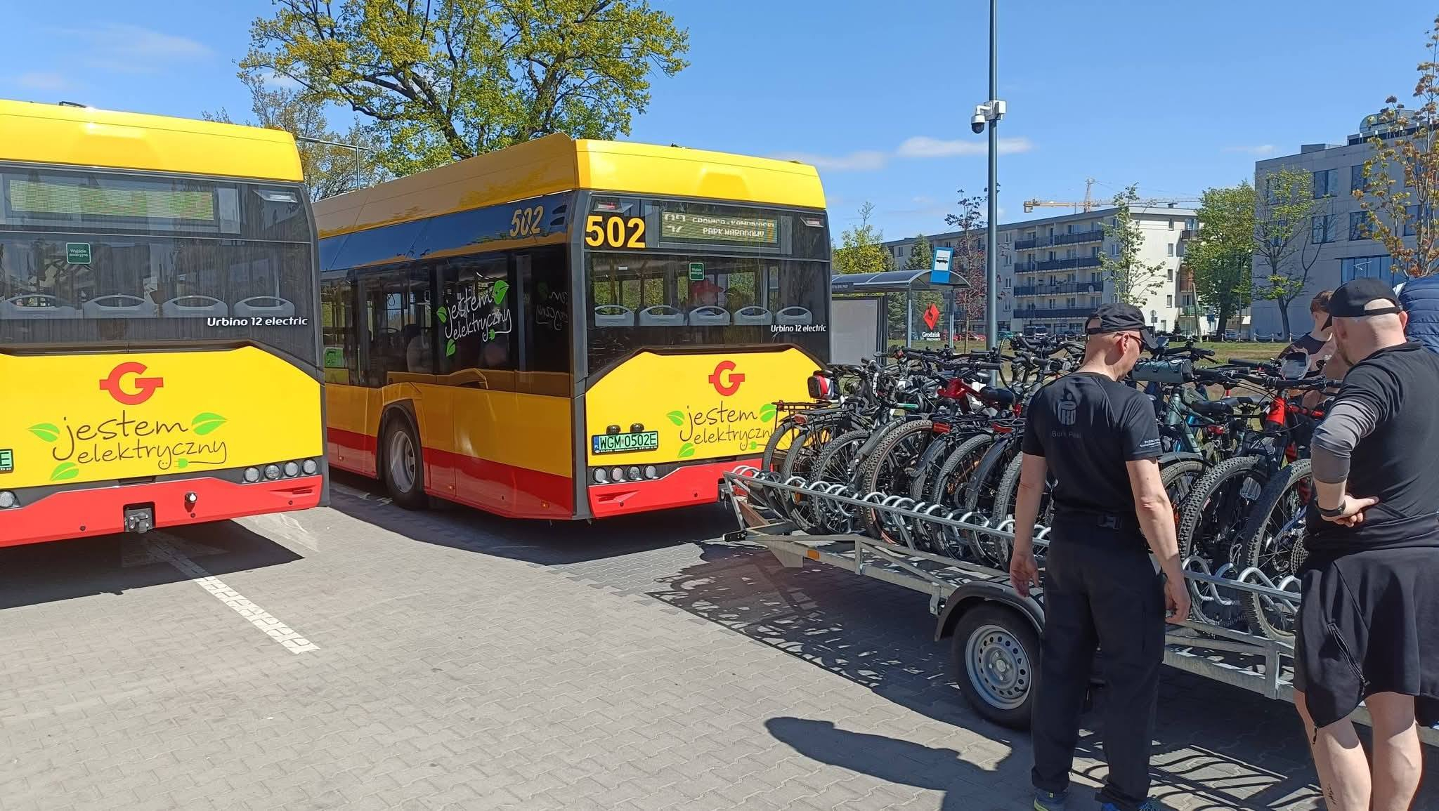 autobus kampinos