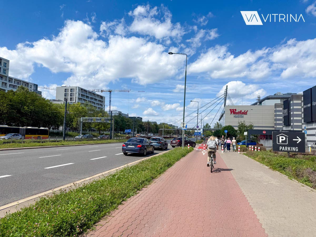 Снос пешеходного моста в Варшаве напротив Westfield Mokotów