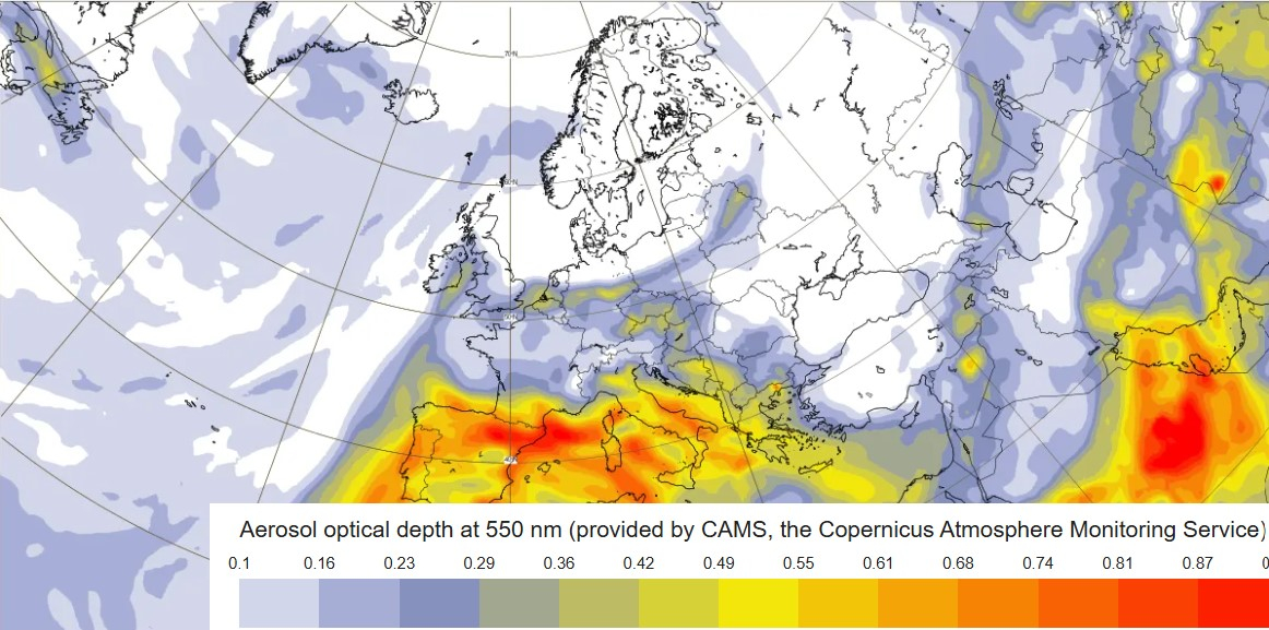 pył saharyjski mapa