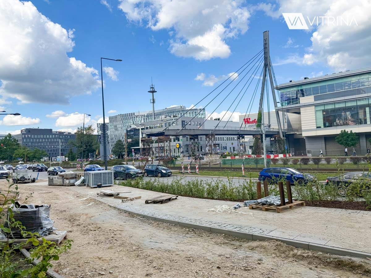 Снос пешеходного моста в Варшаве напротив Westfield Mokotów