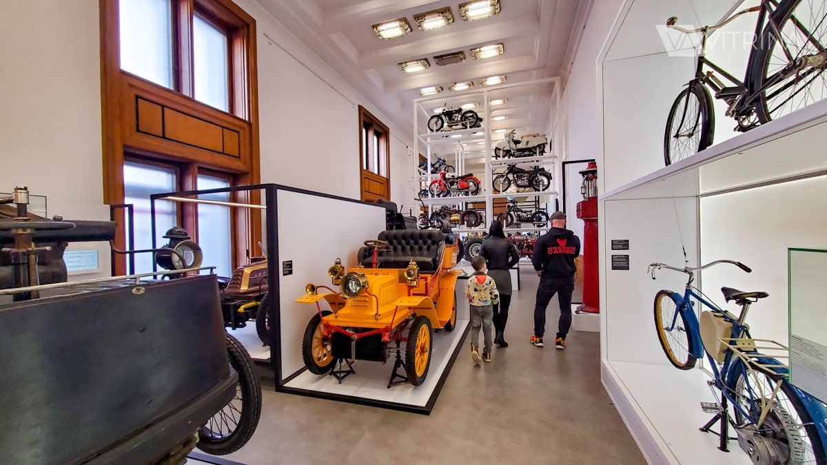 Muzeum Motoryzacji i Techniki warszawa Otrebusy